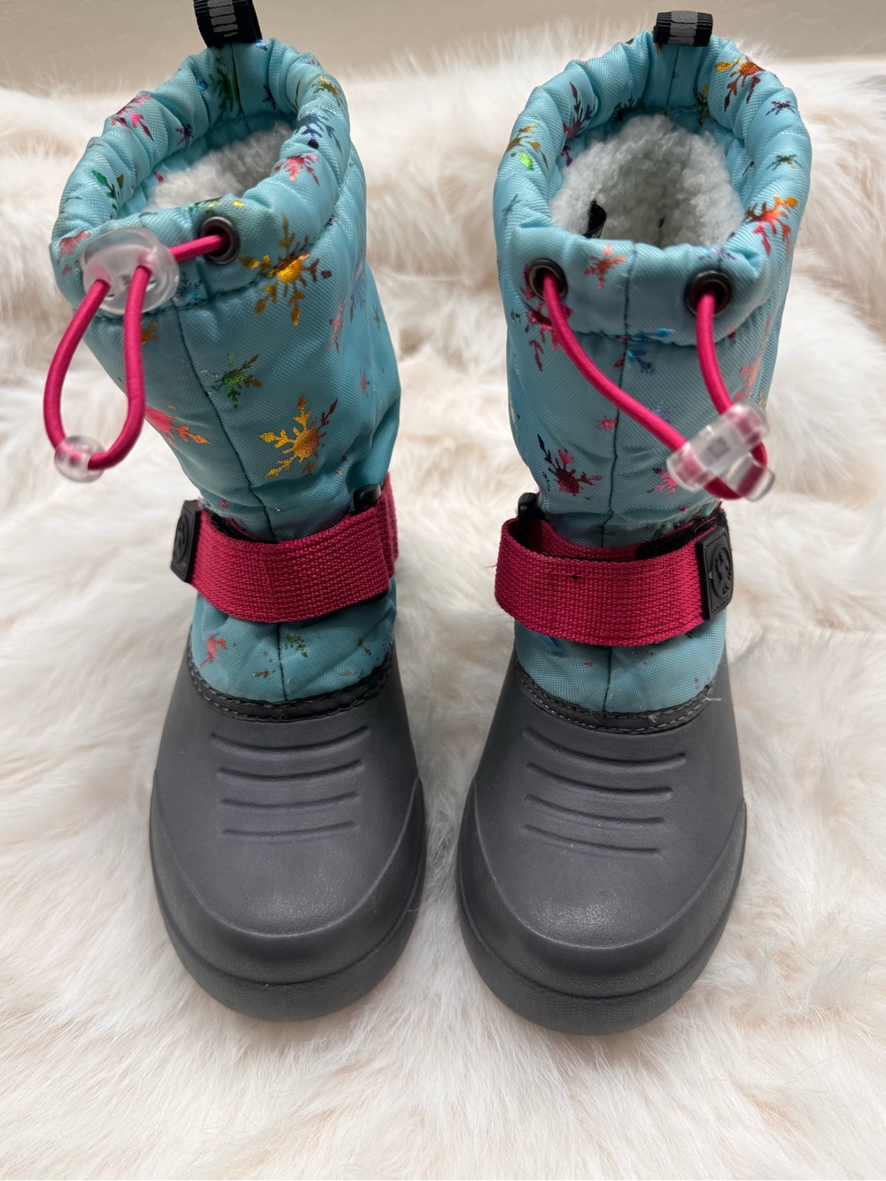 Northside Aqua snowflakes print Kids Snow Boots with Pink Accents